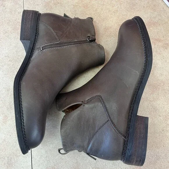 Franco Sarto Hyla Leather Grey Ankle Booties - Picture 6 of 14